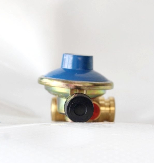 camping regulator
